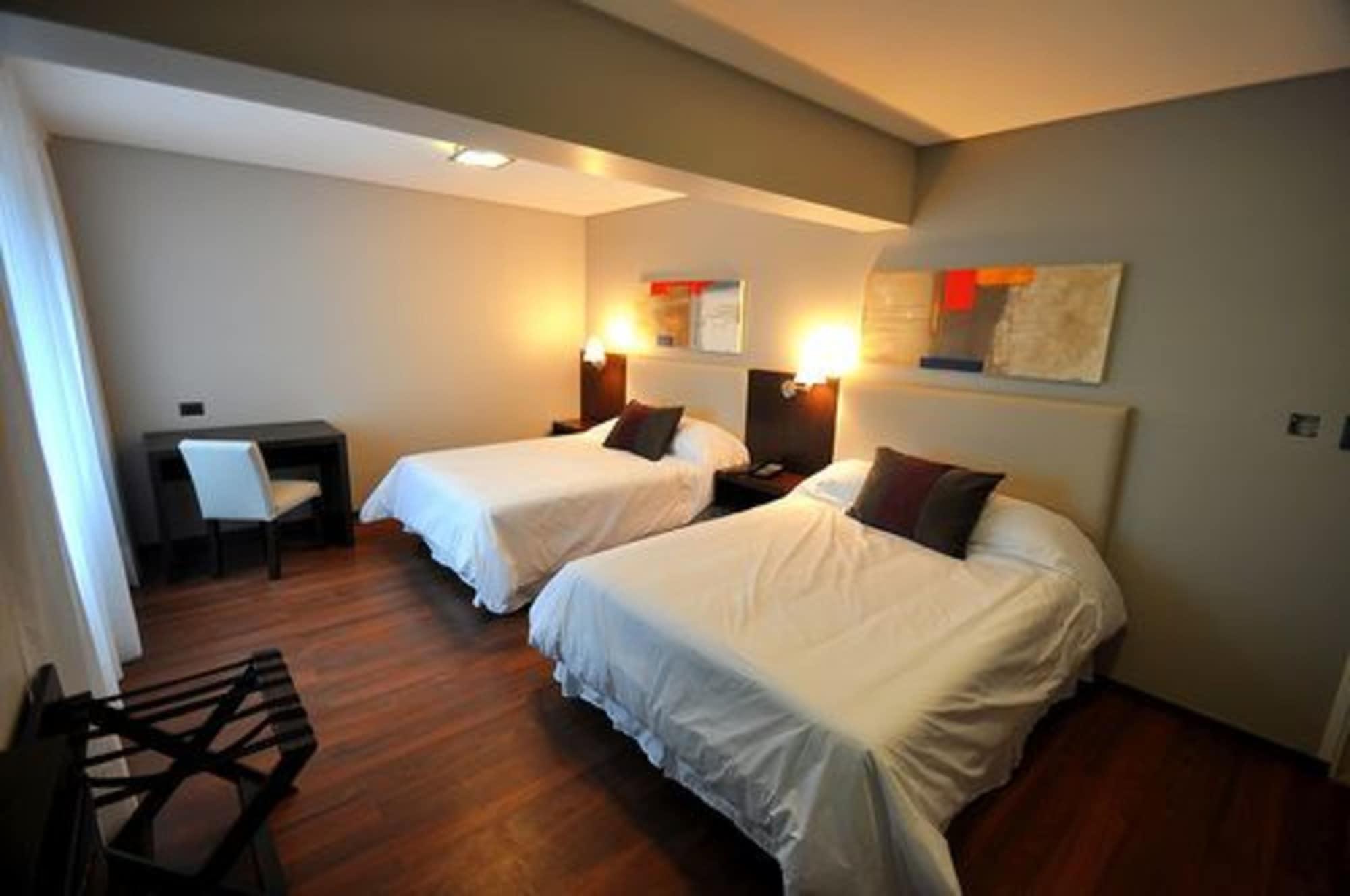 Hotel Bicentenario Suites & Spa San Miguel de Tucuman Ngoại thất bức ảnh