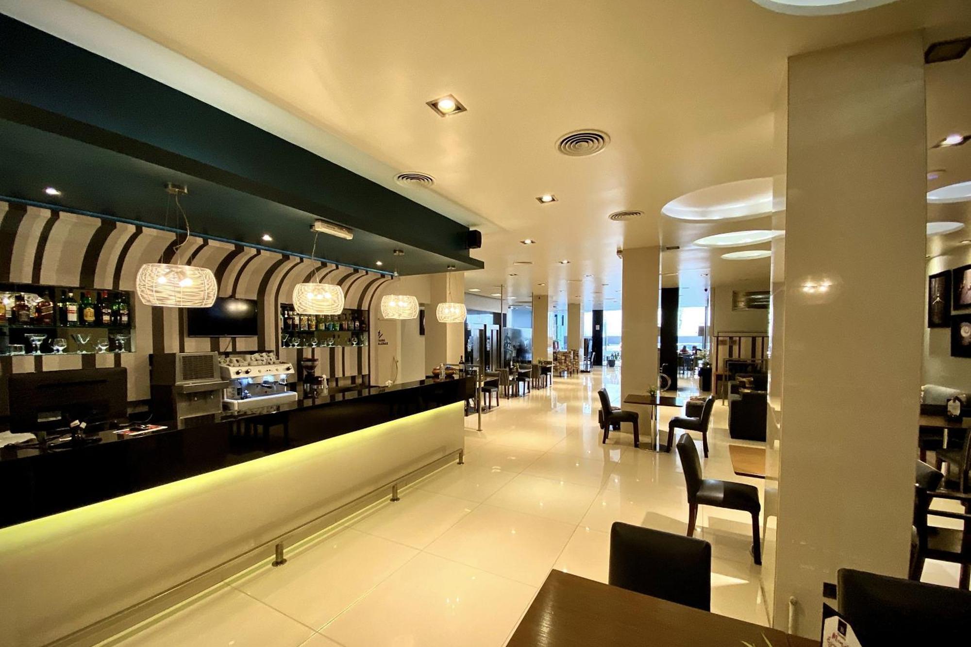 Hotel Bicentenario Suites & Spa San Miguel de Tucuman Ngoại thất bức ảnh